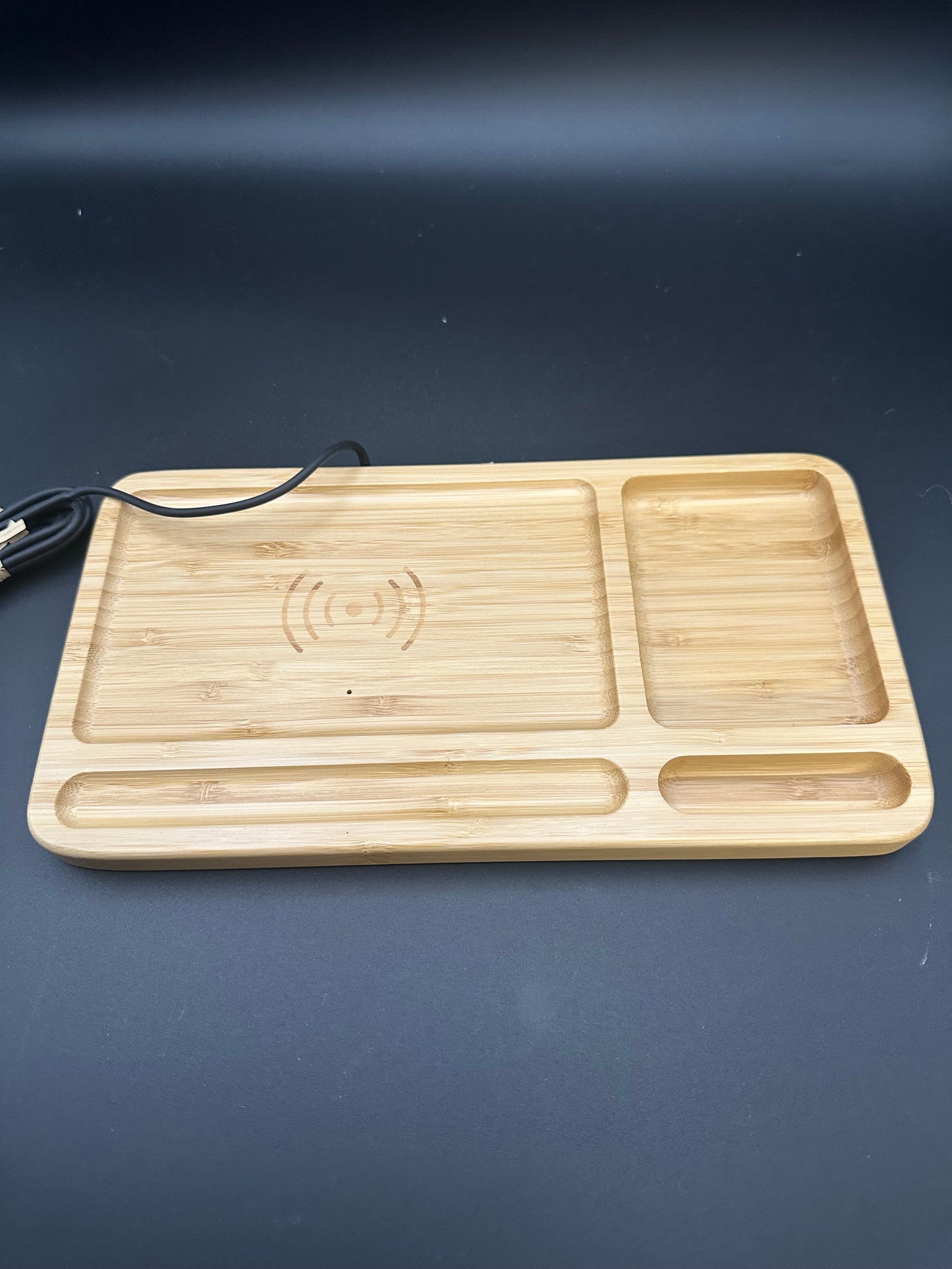 Bambus Desk Organizer mit 10 Wireless Charger