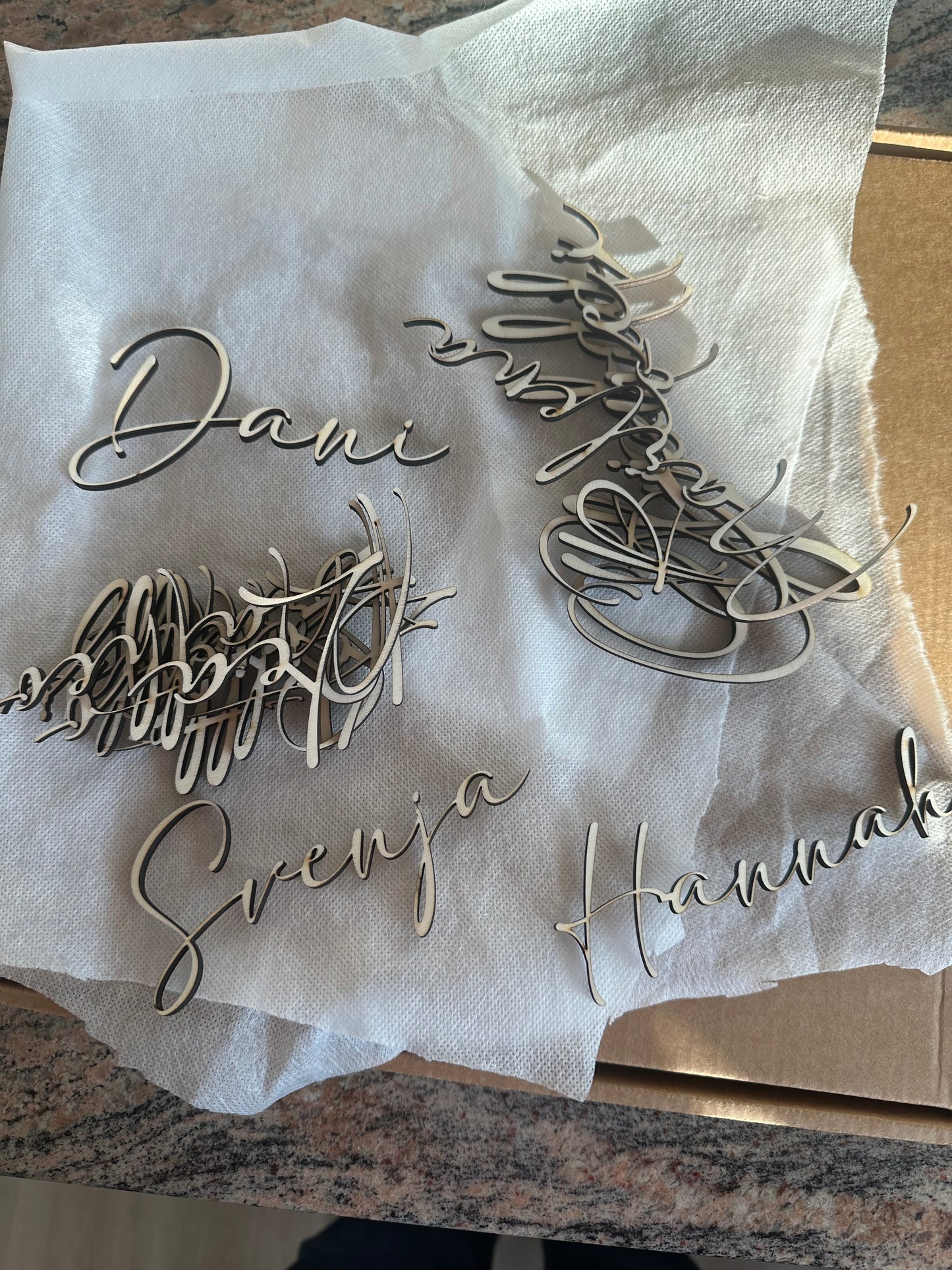 Name oder Schriftzug aus Holz