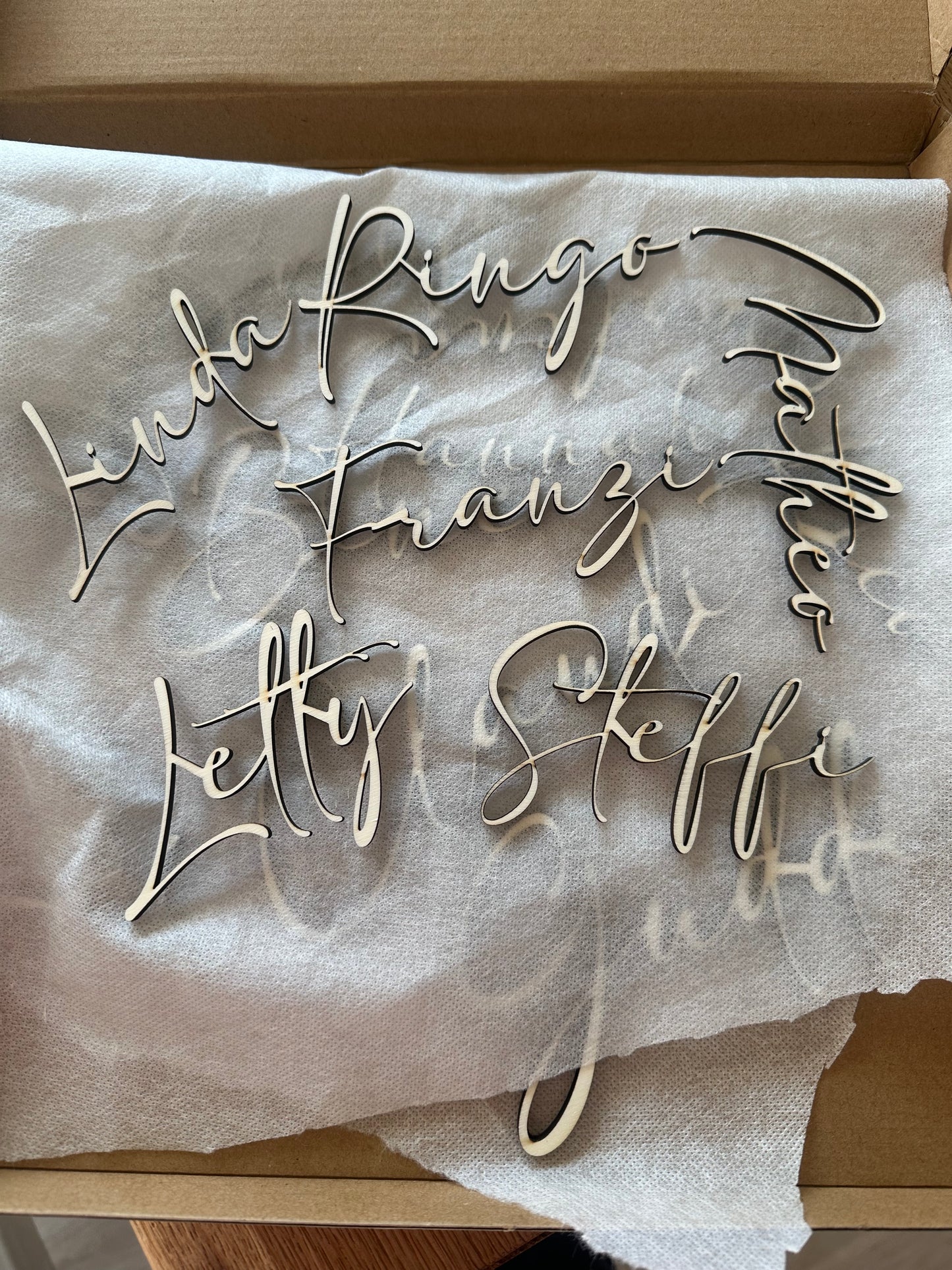 Name oder Schriftzug aus Holz