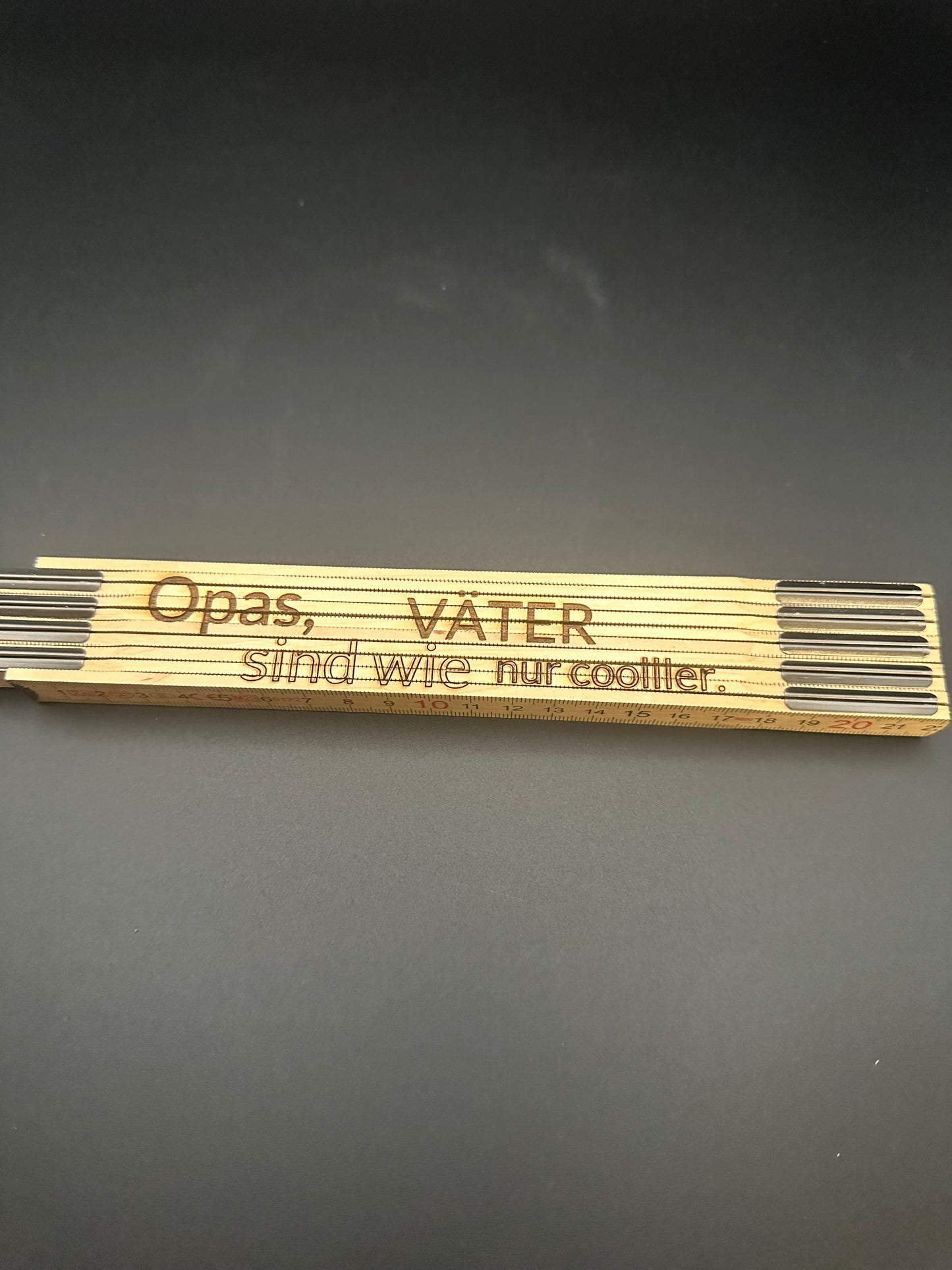 Holz Meterstab mit Spruch "Opas, Väter"